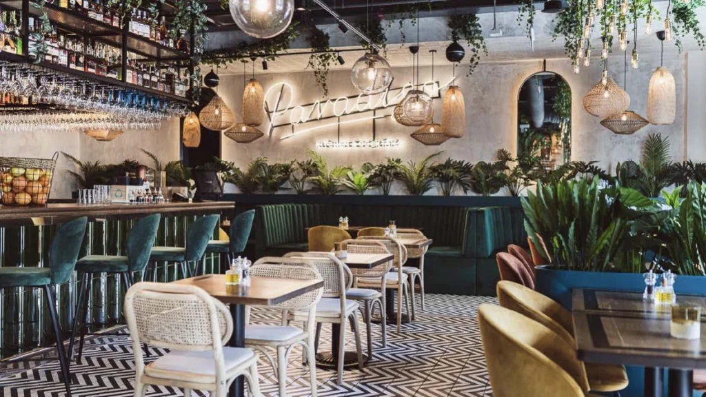 Restaurants 34