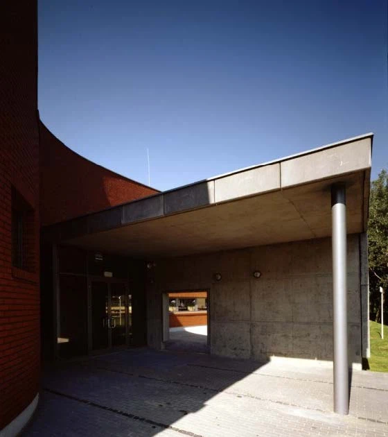 Schools & Unis 5