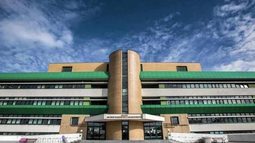 Schools & Unis 31