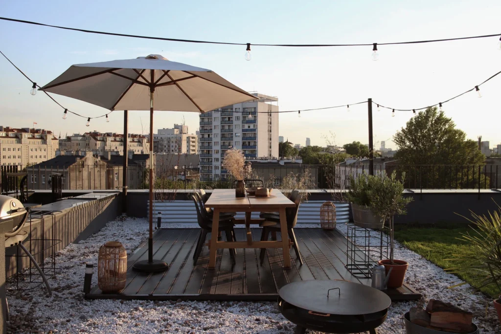 Rooftop 19