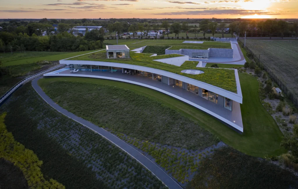 Luxury Villas 39