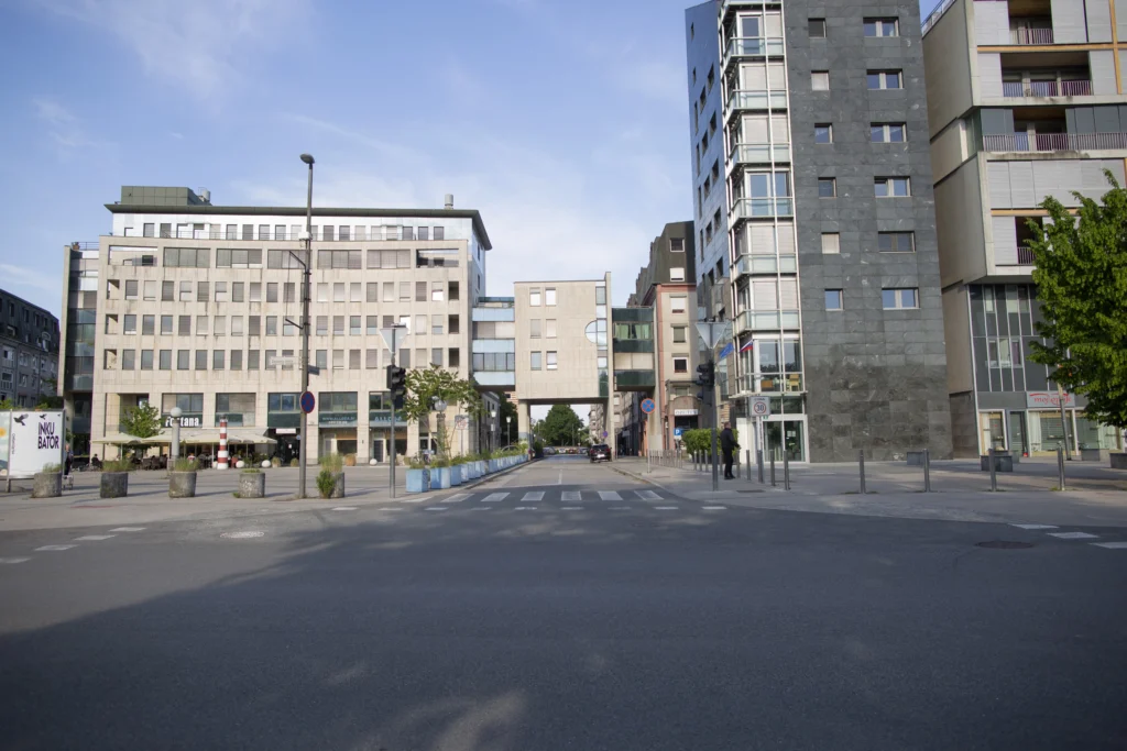 Modern / Business City Streets 3