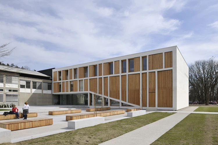 Schools & Universities 1
