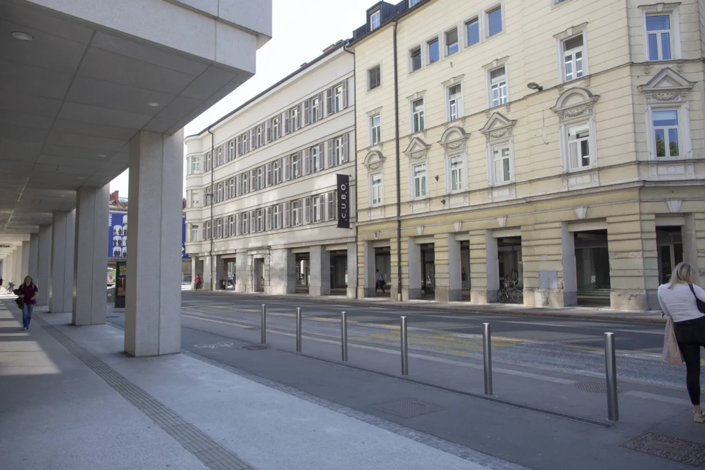 Modern / Business City Streets 4