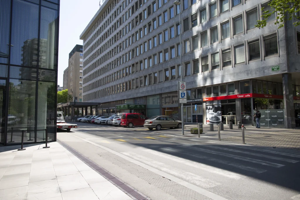 Modern / Business City Streets 7