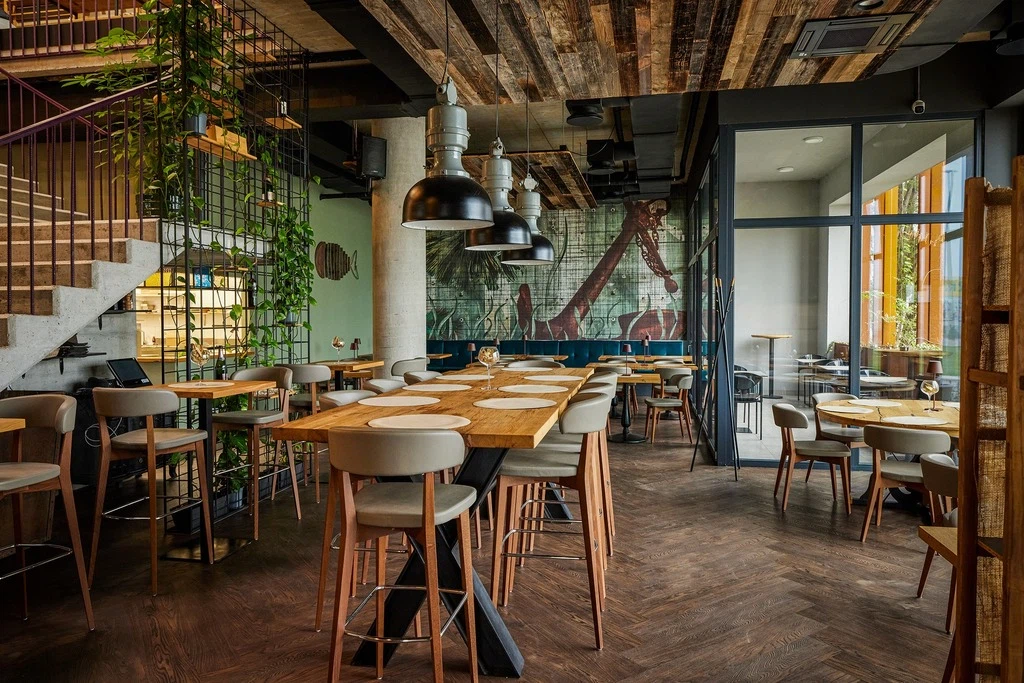 Restaurants 17