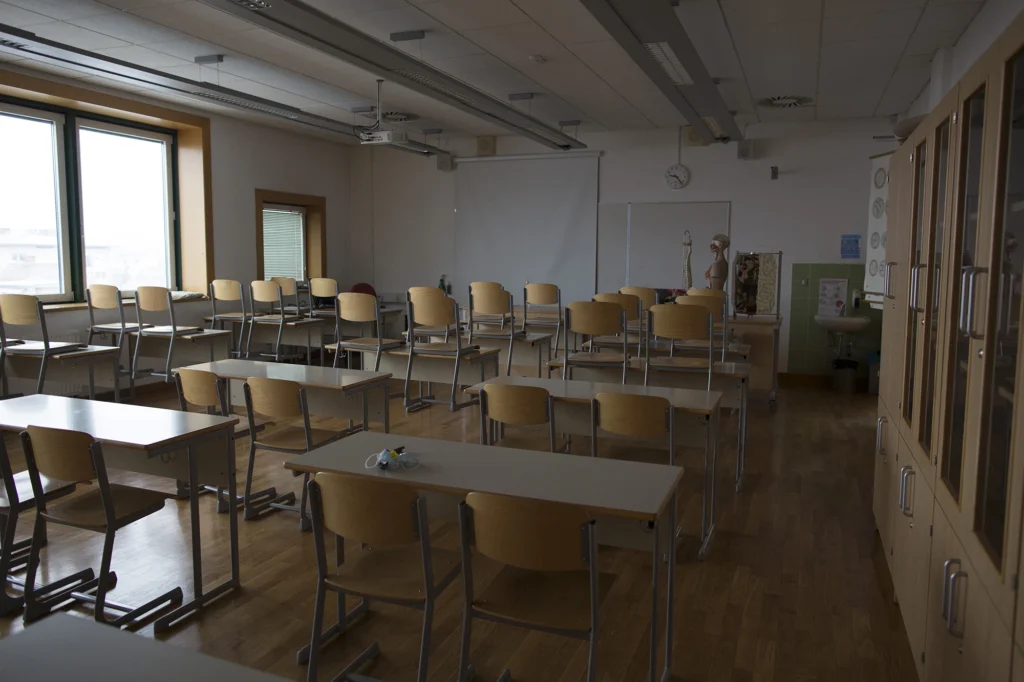 Schools & Universities 3