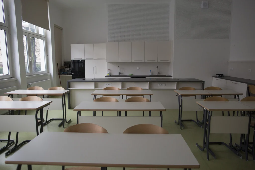 Schools & Universities 6