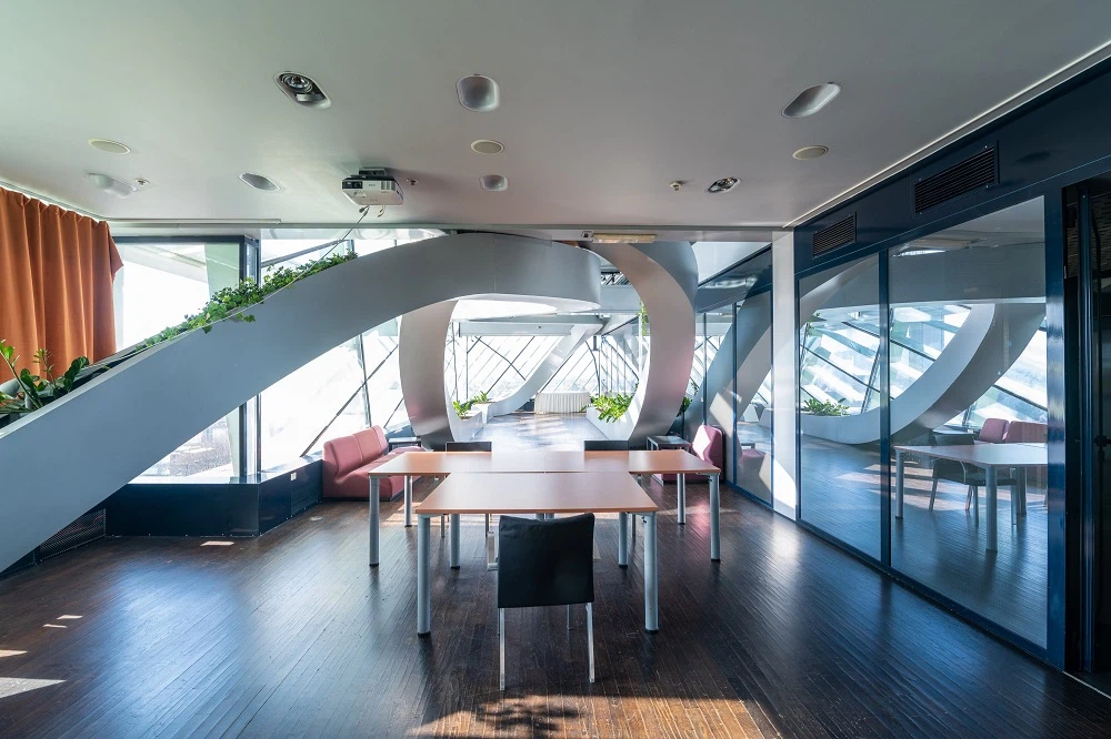 Offices 33