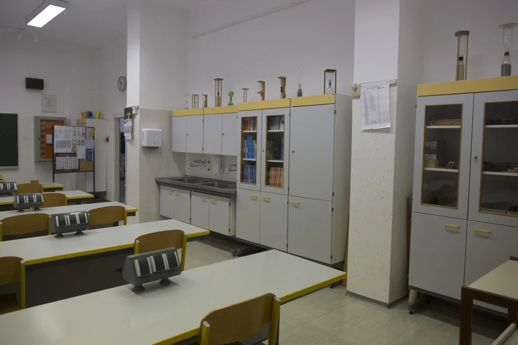 Schools & Universities 8