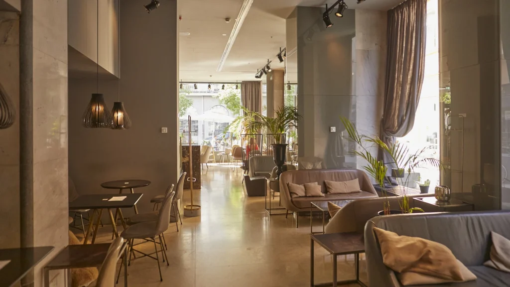 Restaurants 32