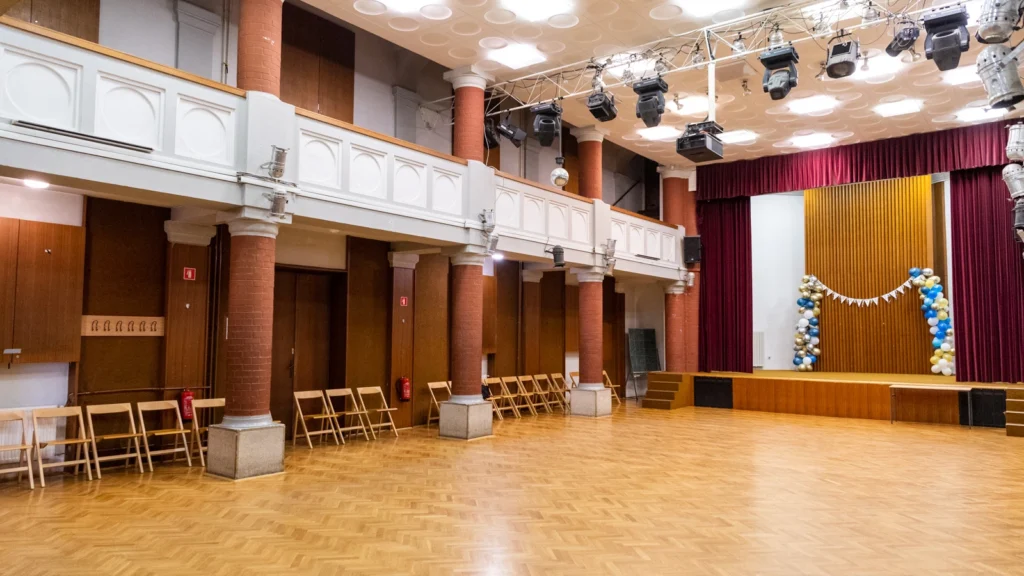 Event Spaces 13