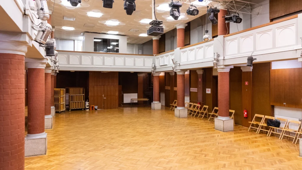 Event Spaces 15