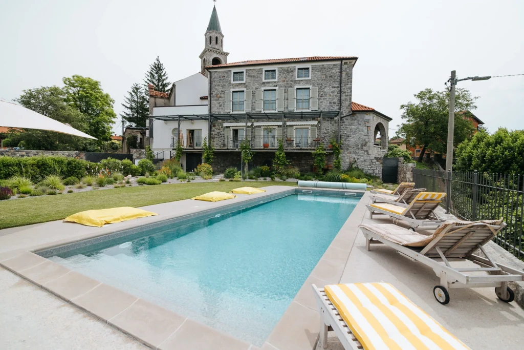 Luxury Villas 15