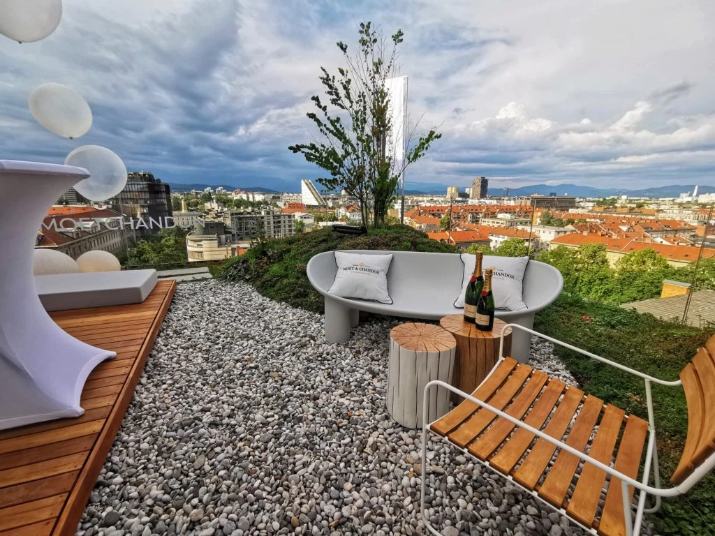 Rooftop 13