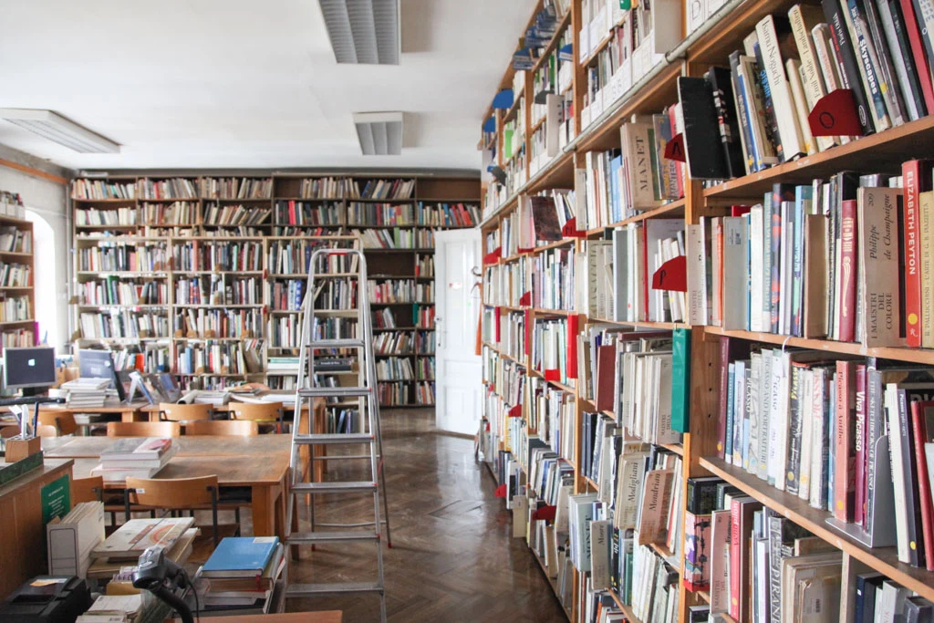 Schools & Universities 23