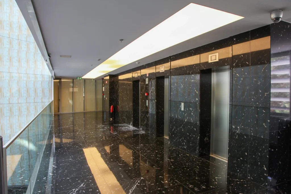Offices 71