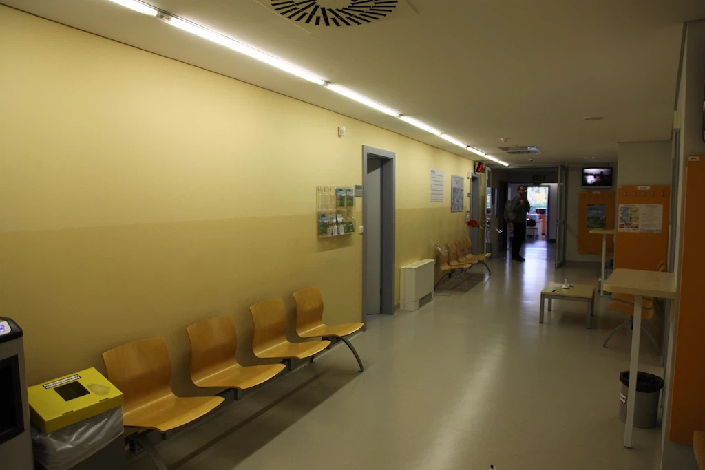 Hospitals 73