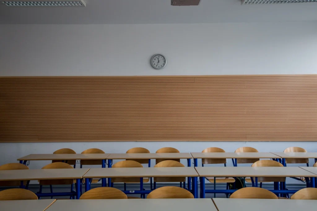 Schools & Universities 33