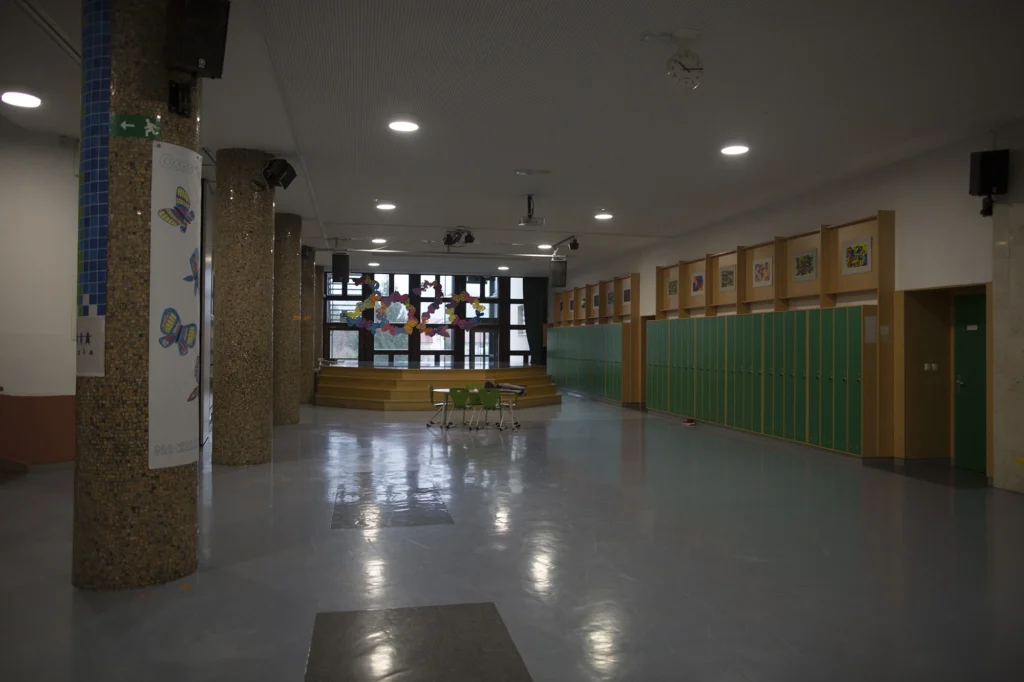 Schools & Universities 36