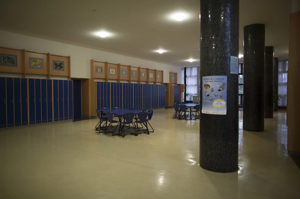 Schools & Universities 37