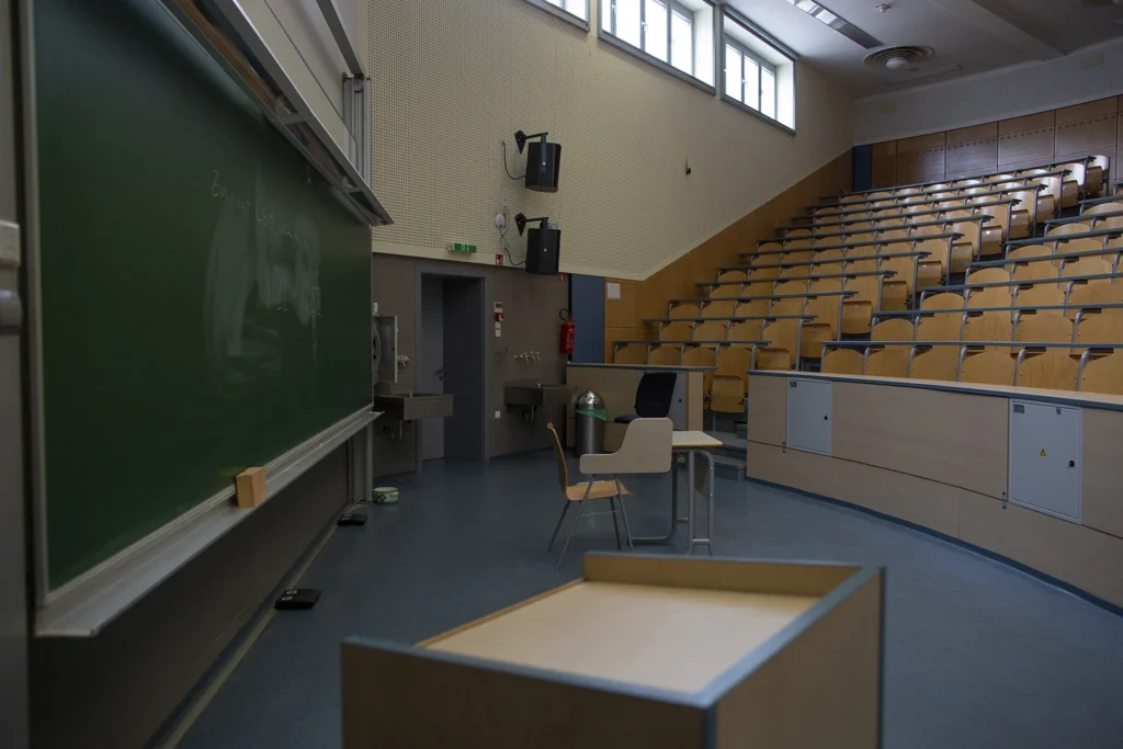 Schools & Universities 61