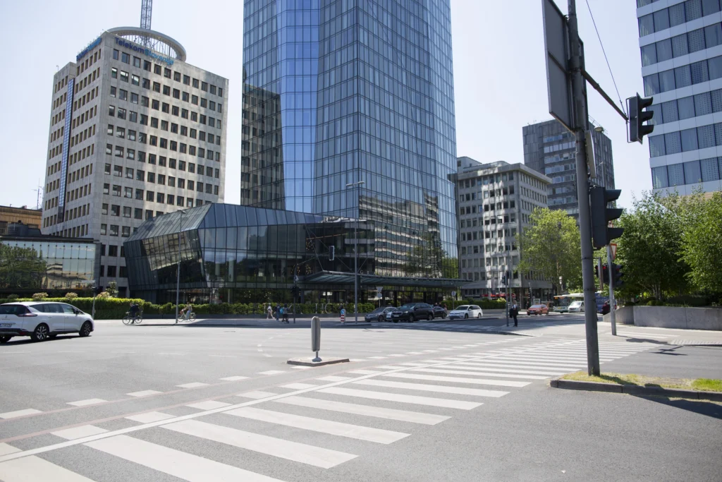 Modern / Business City Streets 18
