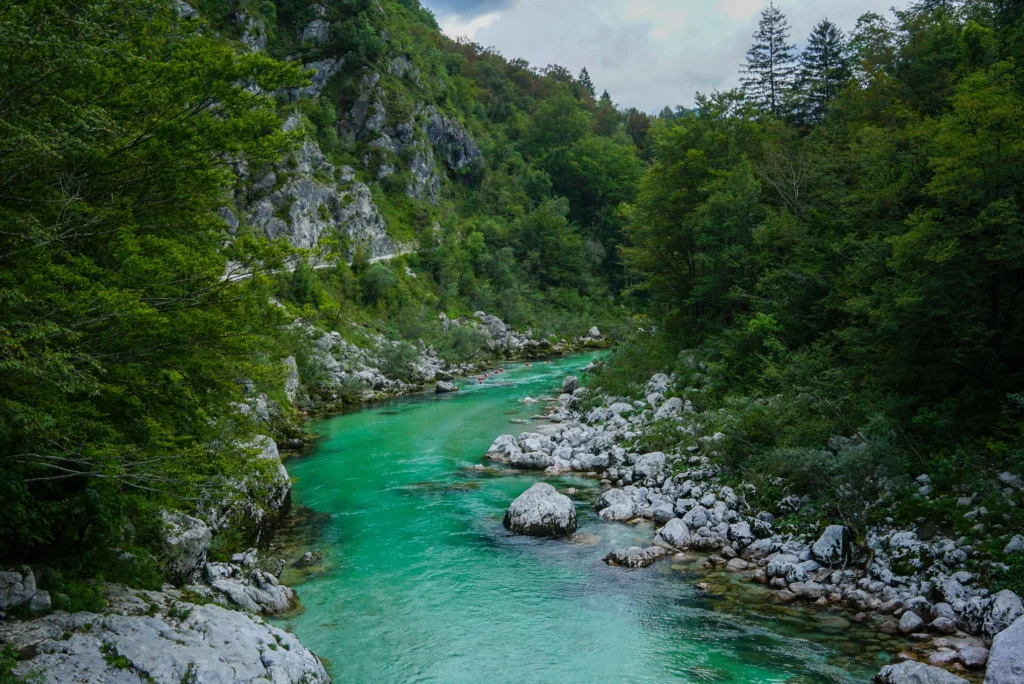 Rivers / Lakes 19