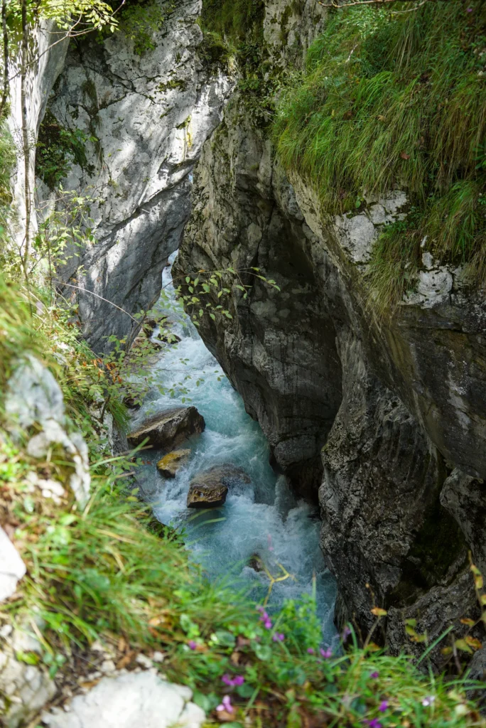 Rivers / Lakes 30