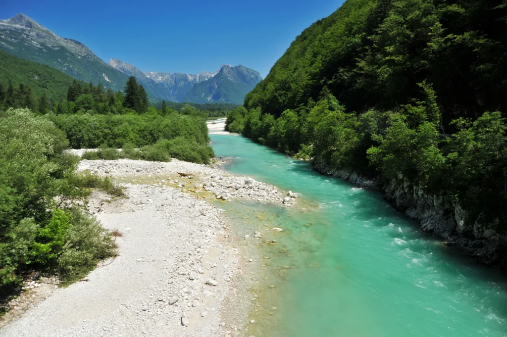 Rivers / Lakes 42