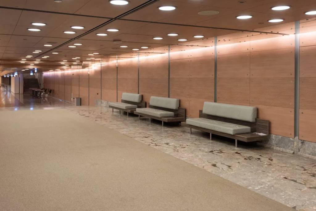 Event Spaces 41